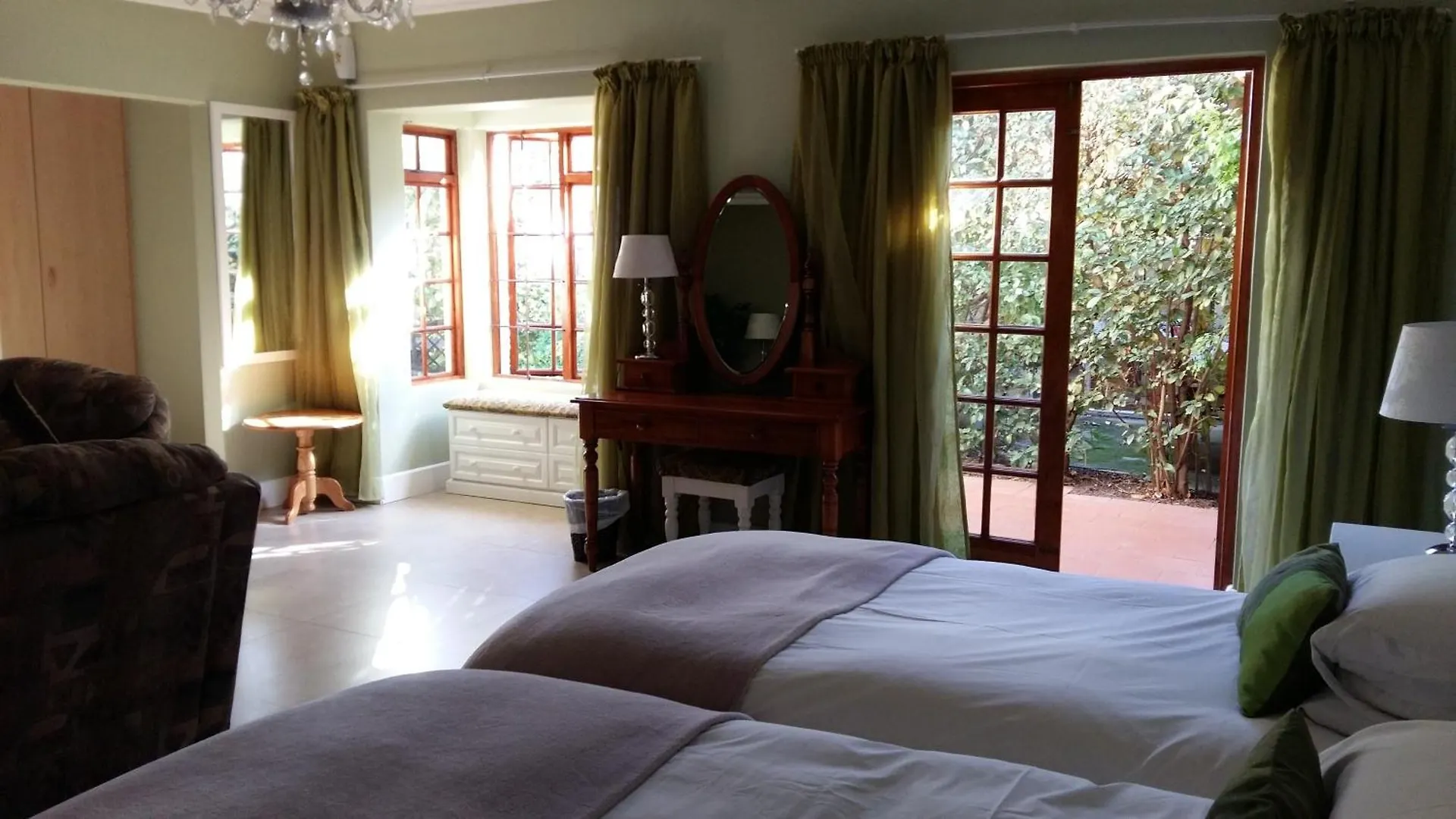 *** Guest house Mooring House Hotel Somerset West South Africa