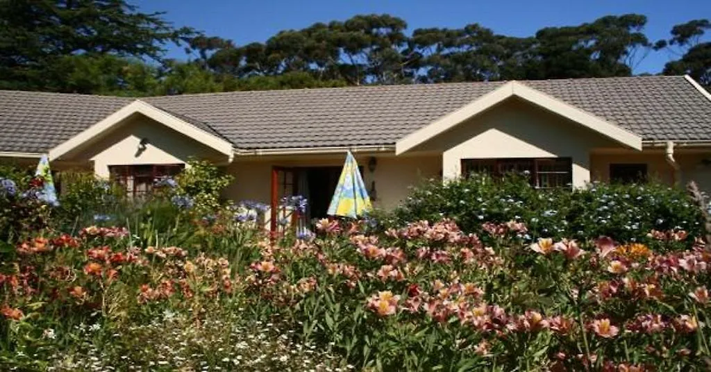 Mooring House Hotel Somerset West Guest house