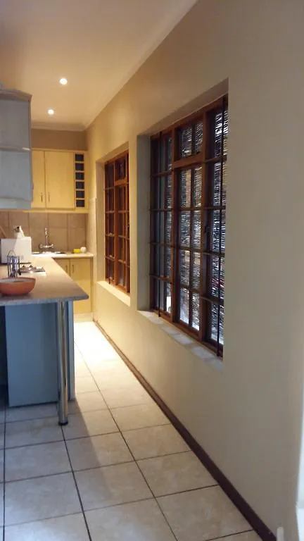 Mooring House Hotel Somerset West